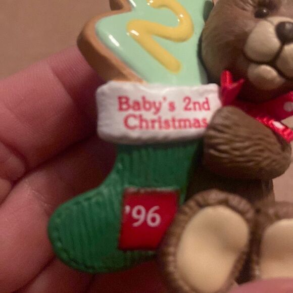 Hallmark 1996 Child’s Age Collection Baby’s Second Christmas Ornament in Box - Picture 6 of 7